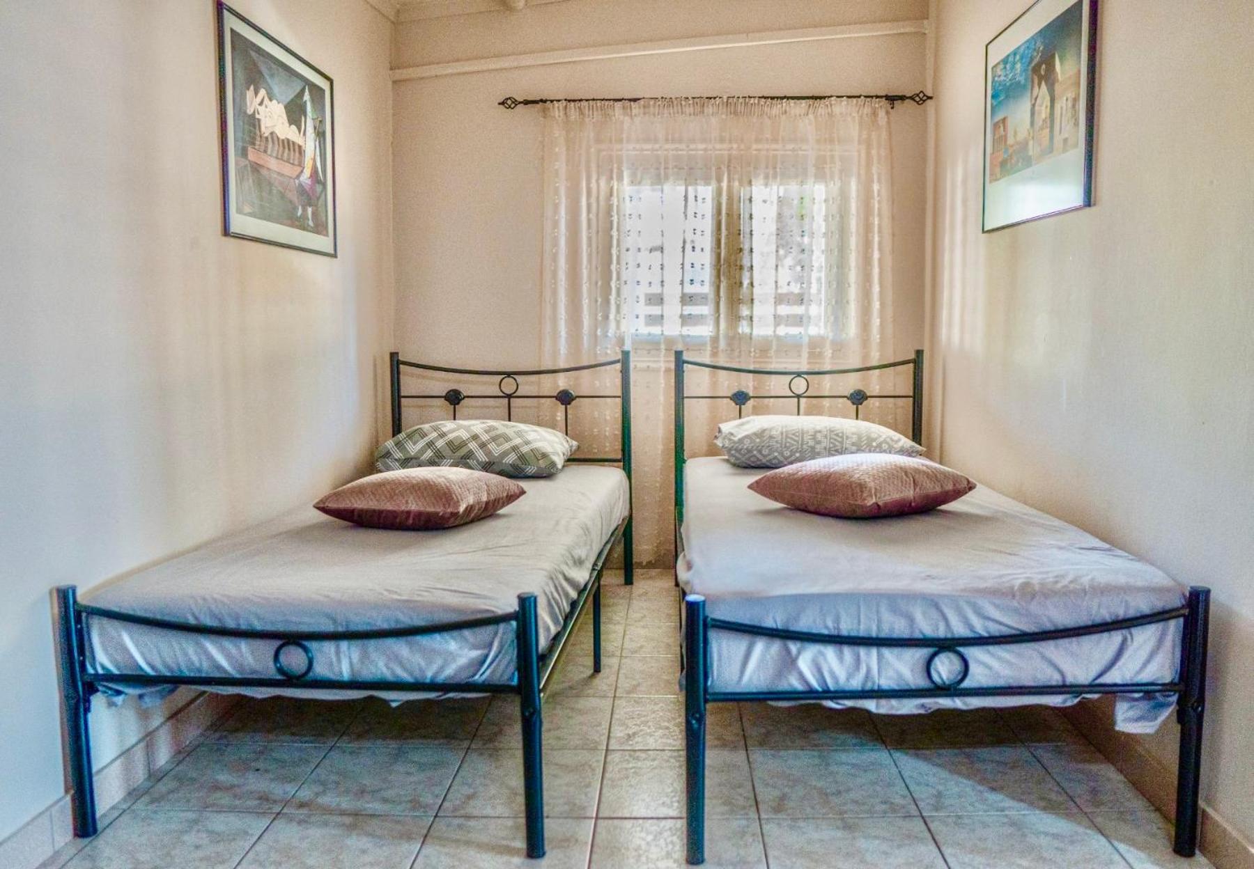 Serenity House Spiatza Katarrakhion Bagian luar foto