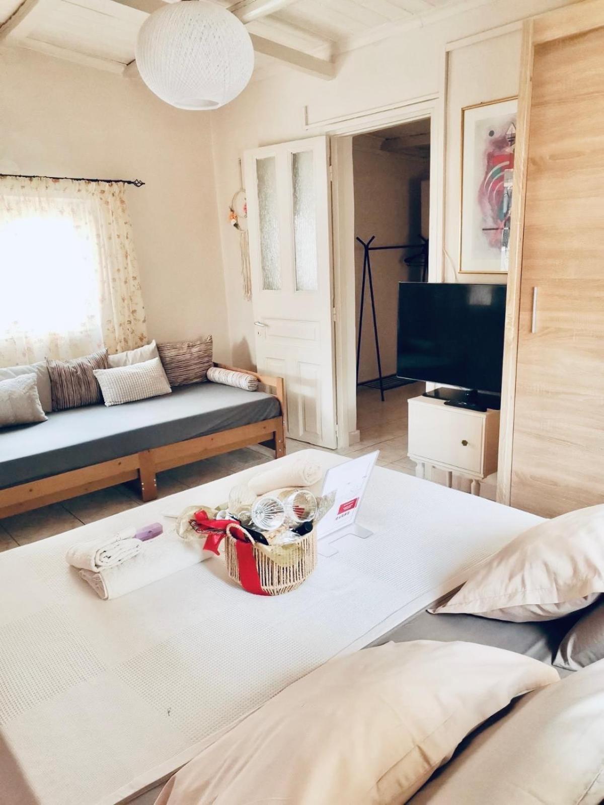Serenity House Spiatza Katarrakhion Bagian luar foto